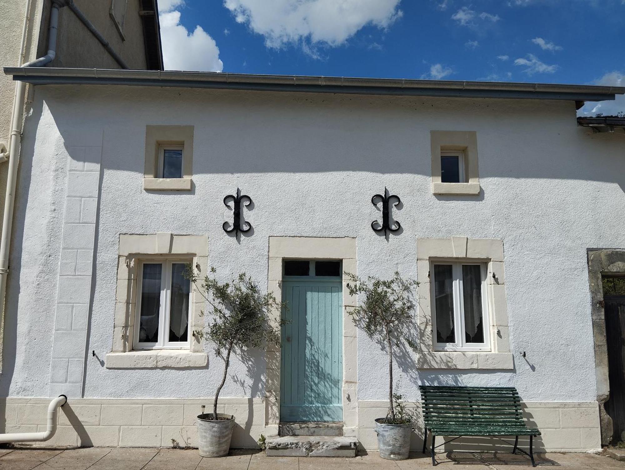The Enchanted Cottage Taize Экстерьер фото
